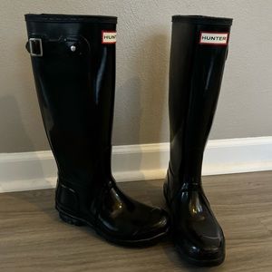 Hunter Women's Original Tall Gloss Rain Boots